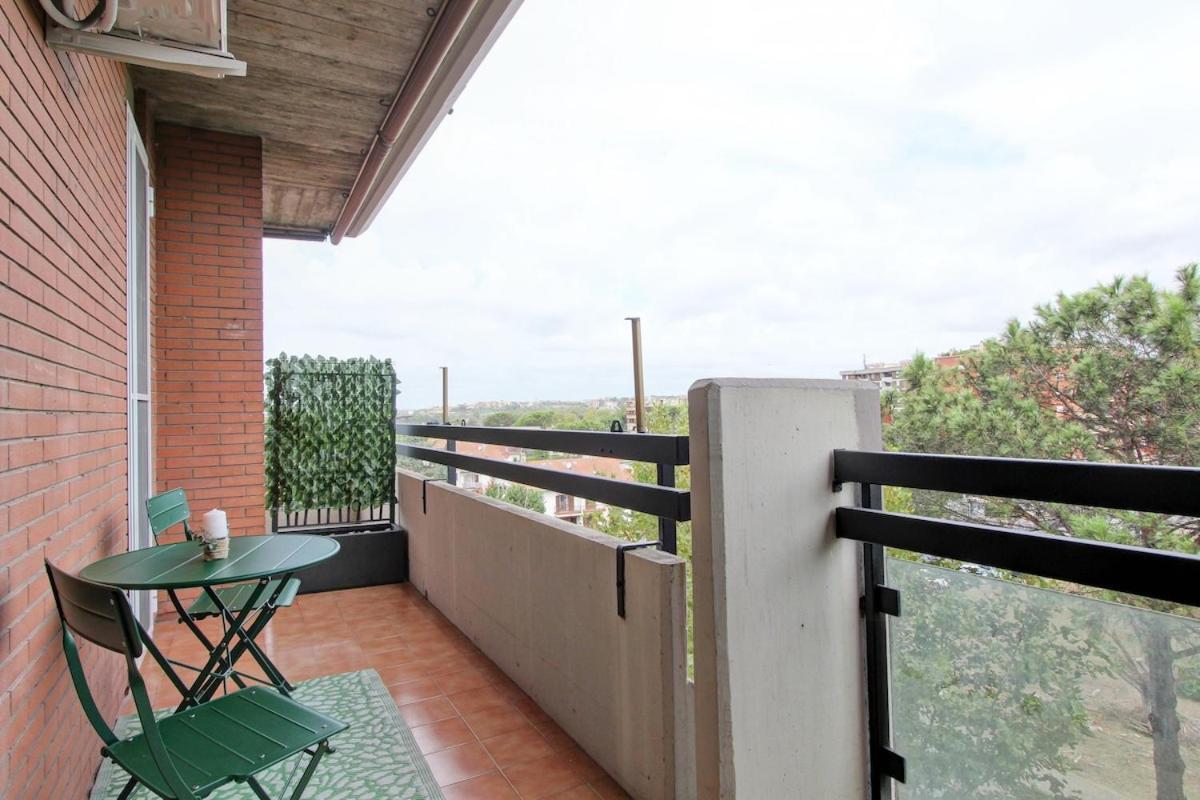 Lejlighed Eur Torrino Apartment, Vicino La Stazione Metro Tor Di Valle Rom